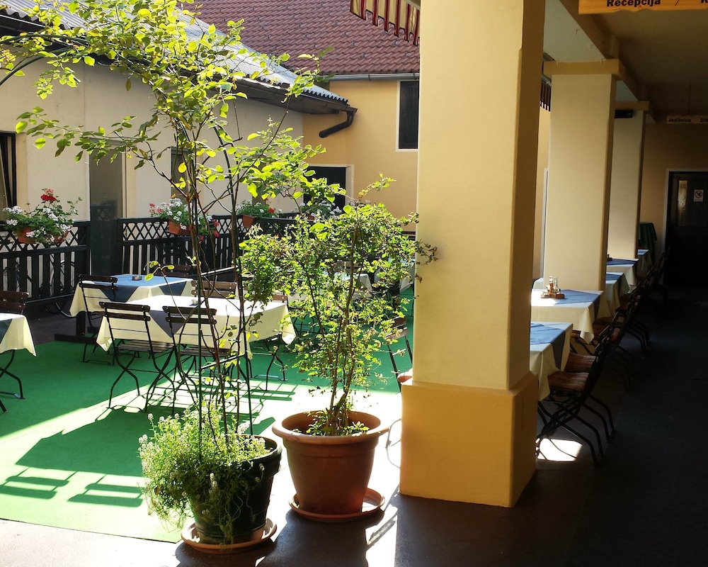 Guesthouse Stari Tisler 55/62