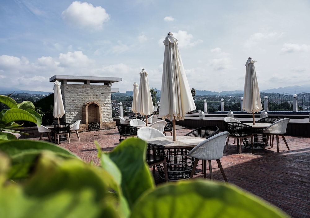 Cinnamon Hotel Boutique Syariah 25/29