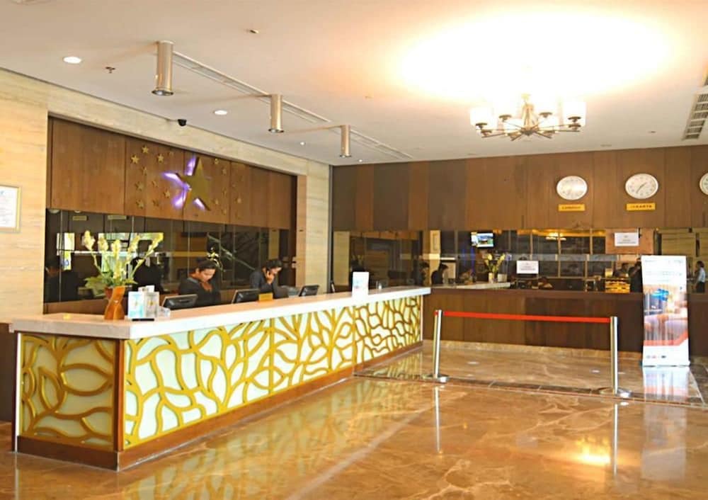 Horison Ultima Semarang (Ex Star Hotel) 5/30