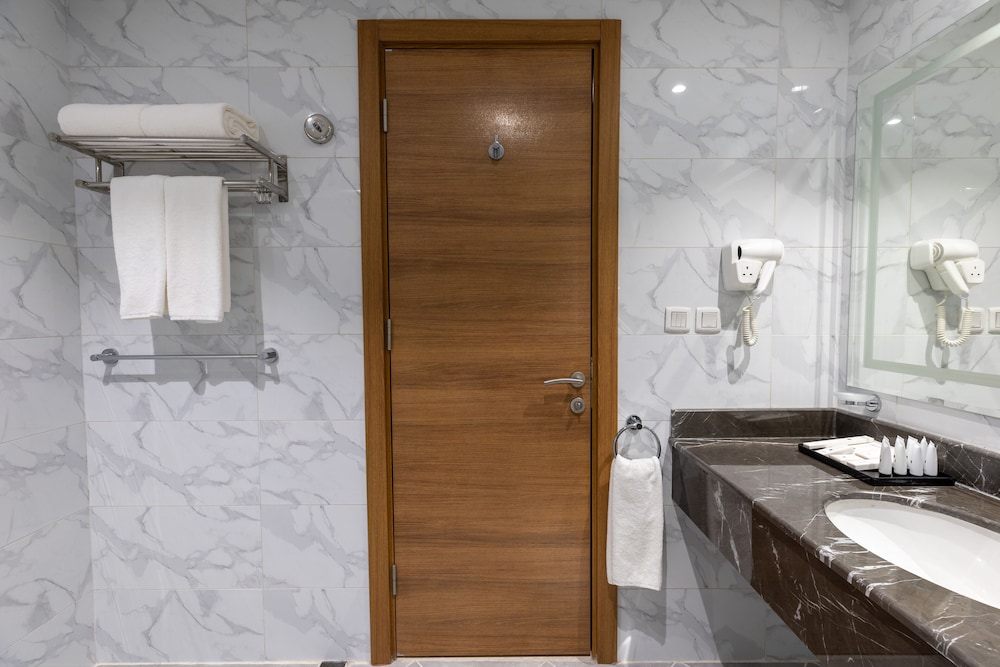 فندق وأجنحة تايم ربا(TIME Ruba Hotel & Suites) 77/80