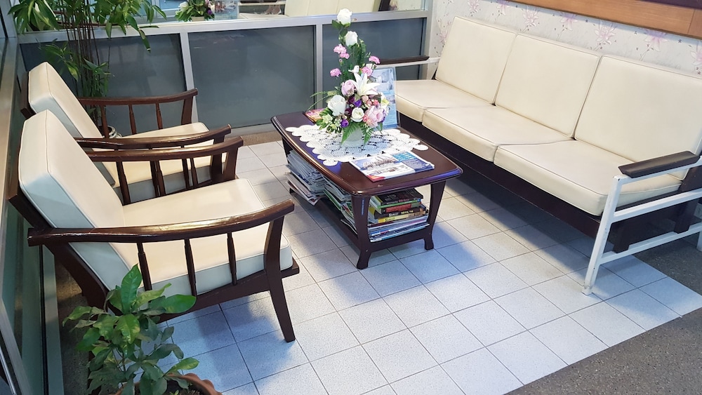Aek Udon Apartment 14/22