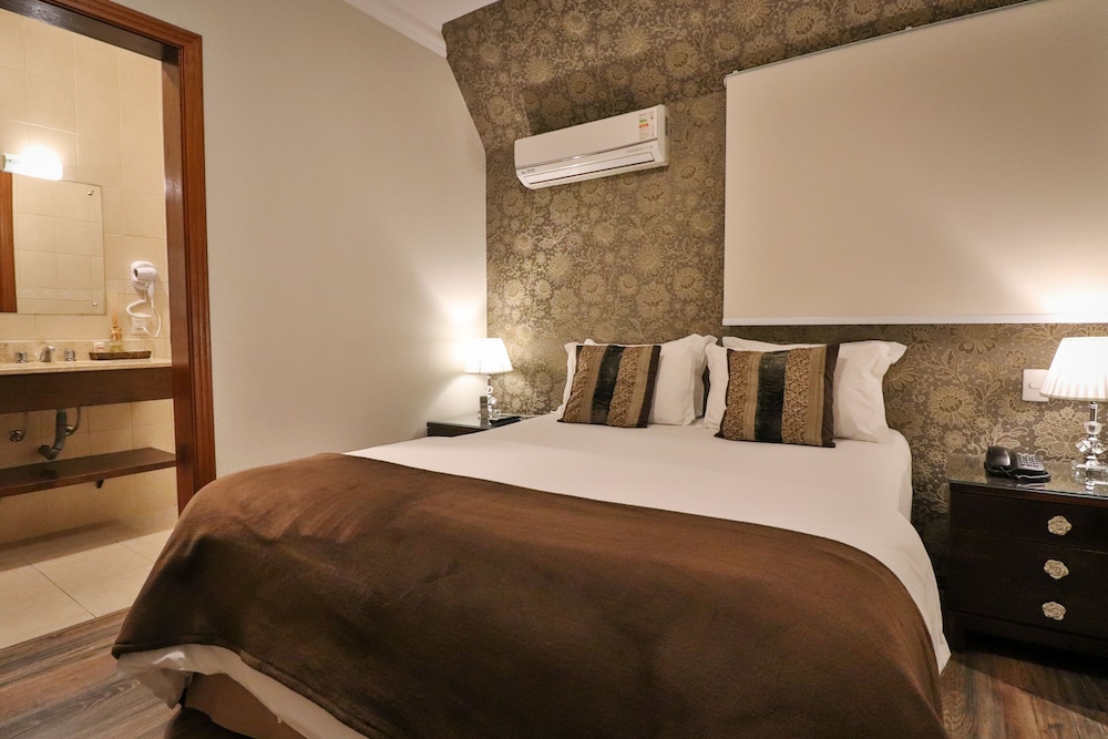SUPERIOR, DOUBLE BED