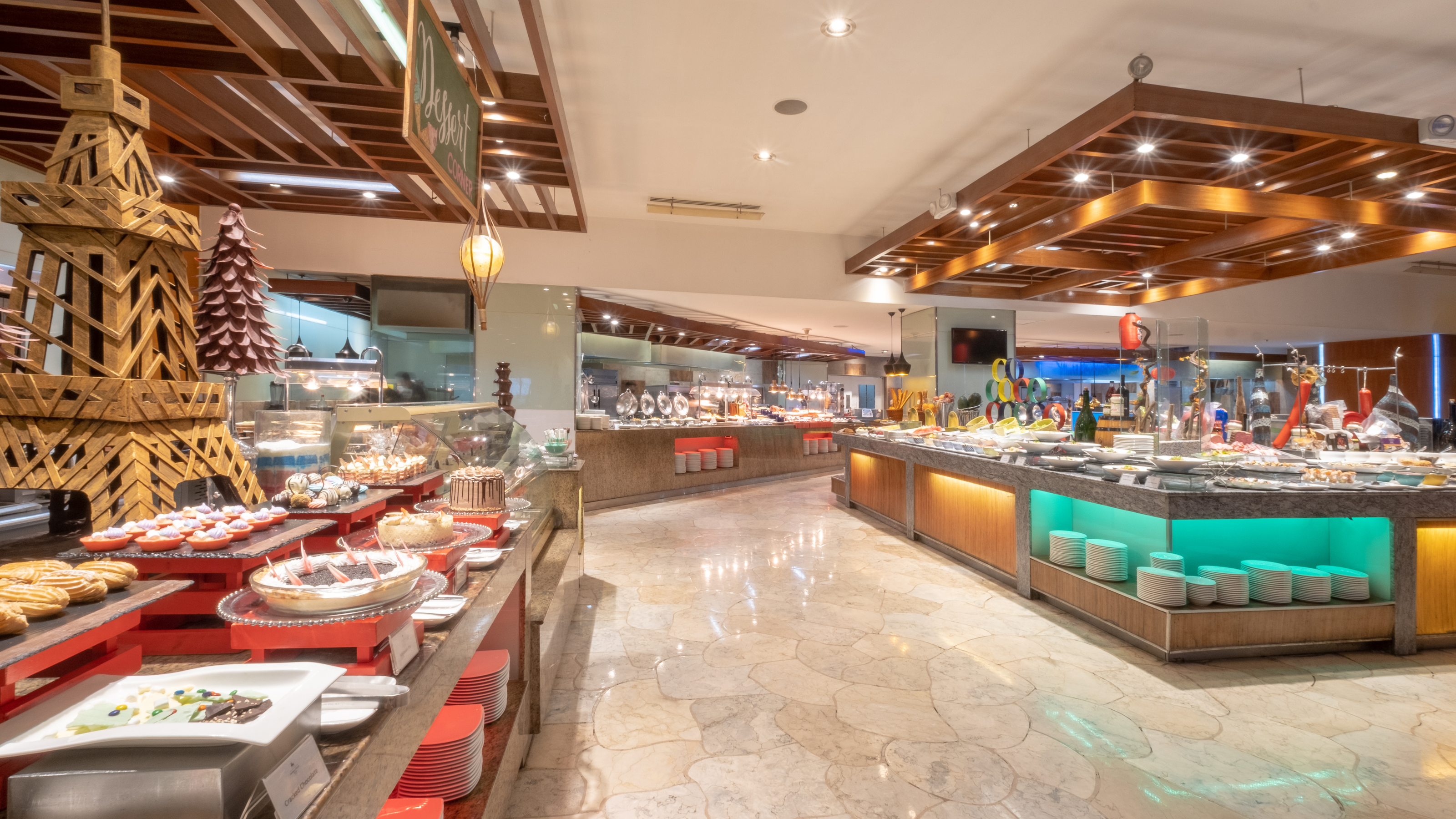 Marco Polo Plaza Cebu 11/81