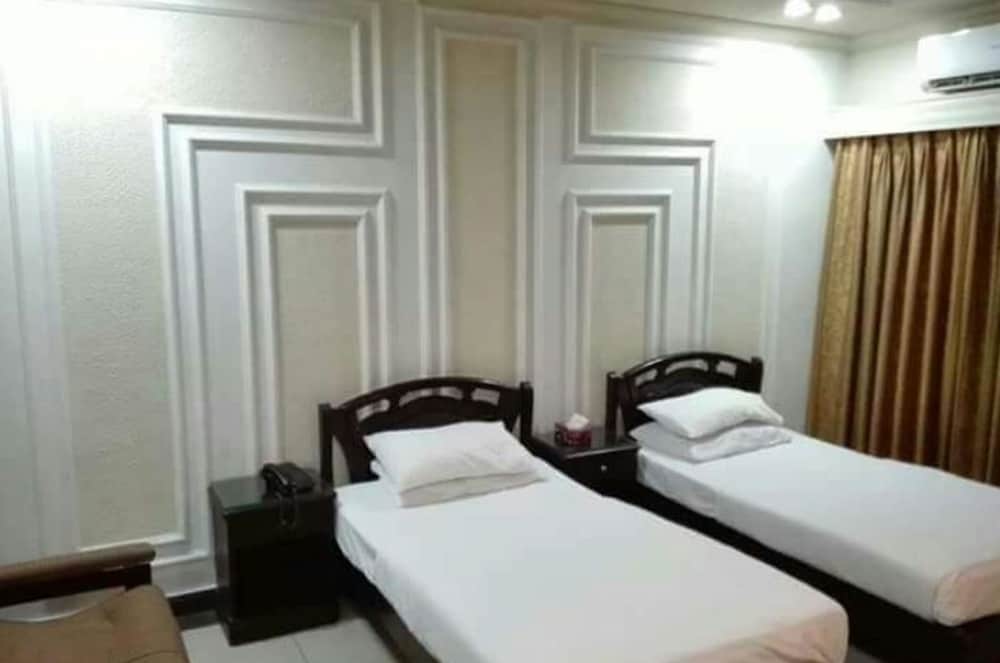 Ashiana Hotel 8/27