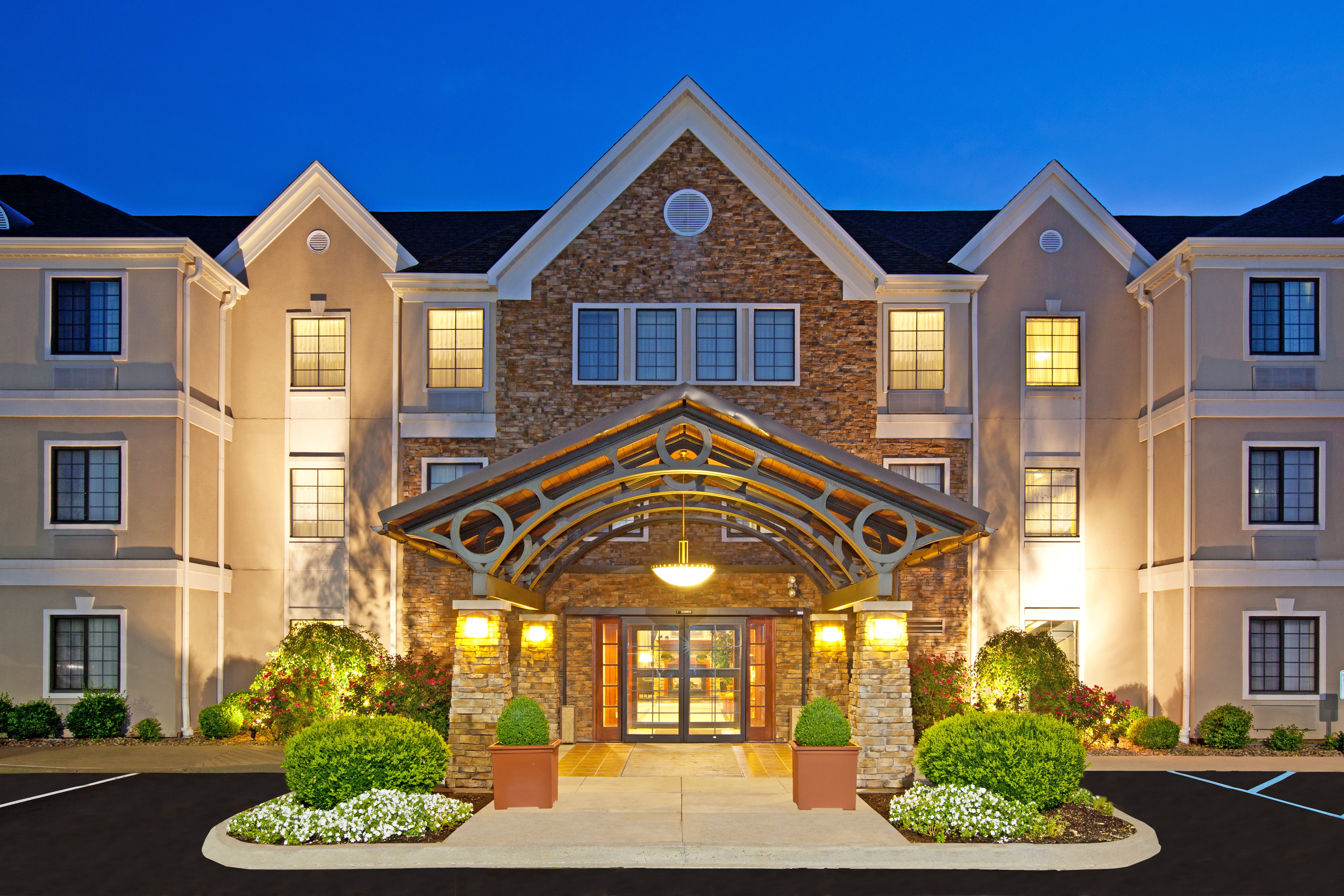 Staybridge Suites Louisville-East 4/61
