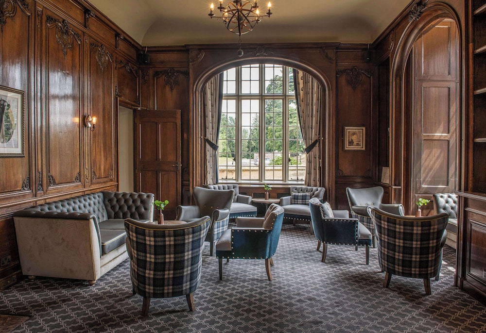 De Vere Horsley Estate 46/72