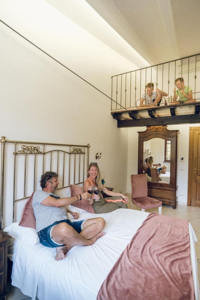 Agriresort Leano 27/82