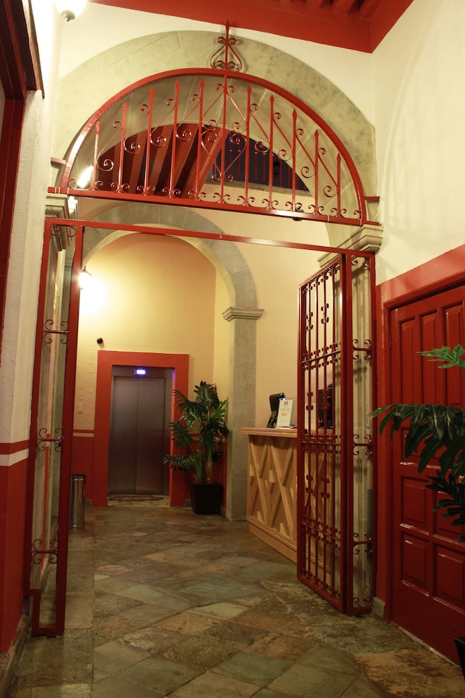 Hotel de la Paz 7/51