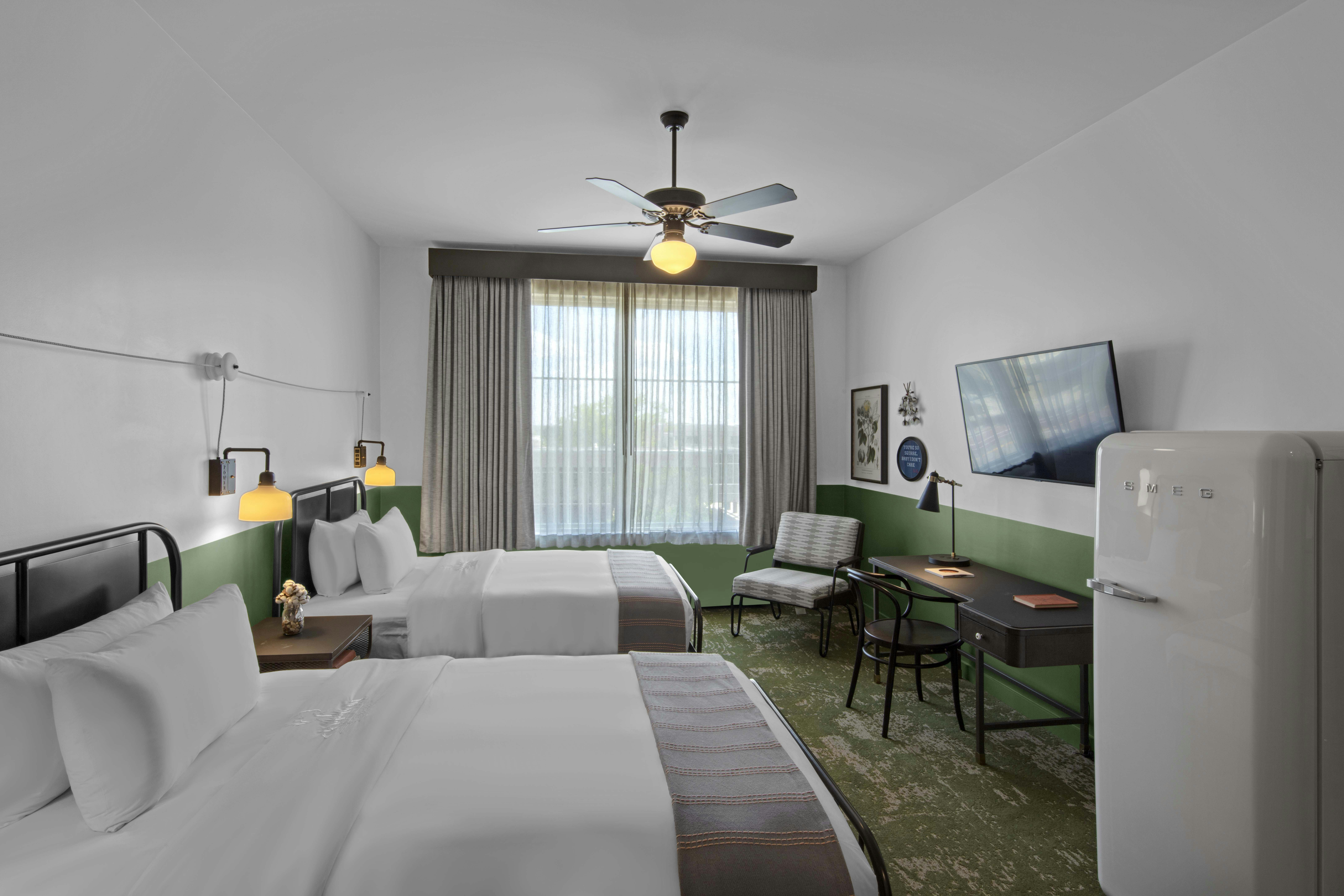 Cotton Court Hotel 29/80