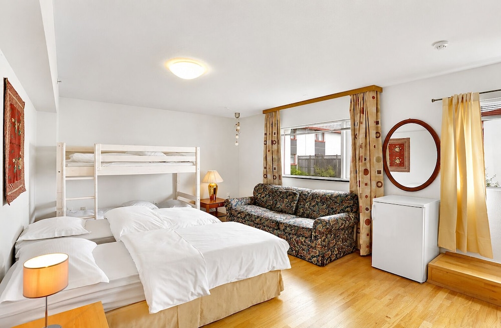 Eldey Airport Hotel 13/46