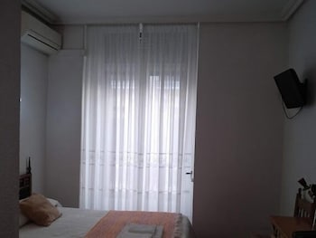 Hostal Esmeralda 16/36