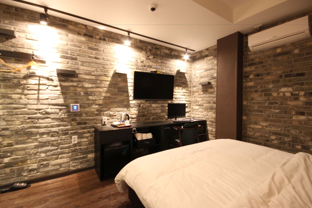 Jinhae Pasta Hotel 21/47