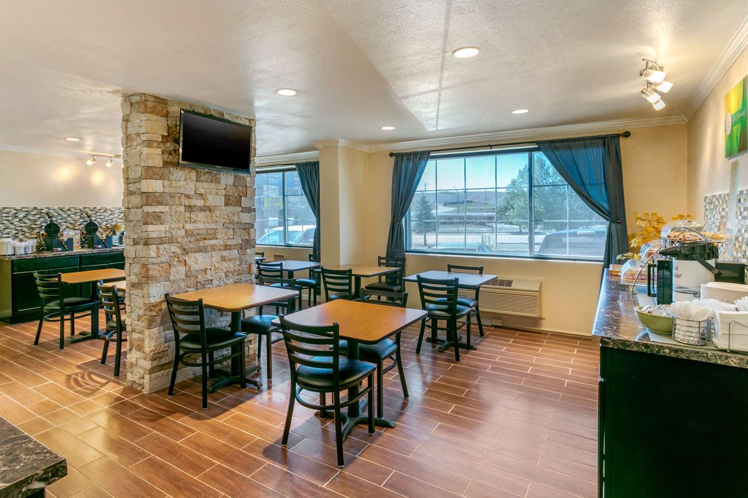 Quality Inn Rawlins I-80 28/34
