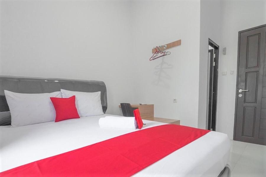 OYO 3729 Cattail Guest House 5/23