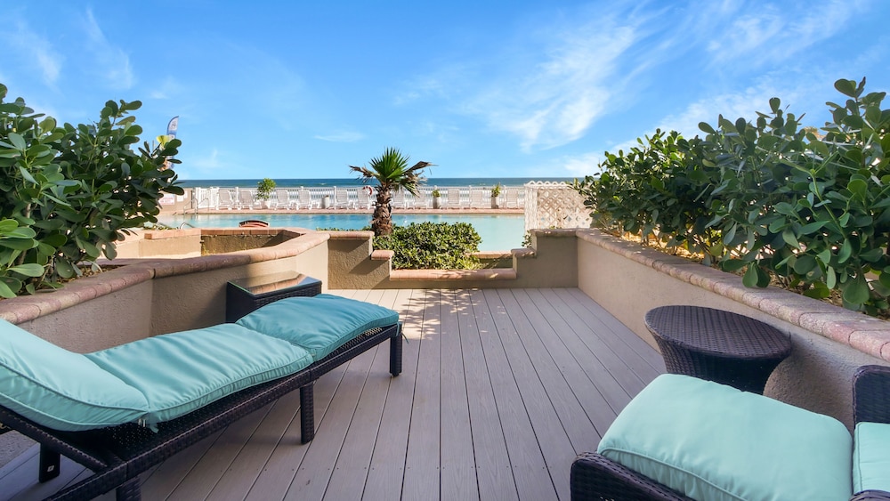 The Boardwalk Inn Suites 47/50