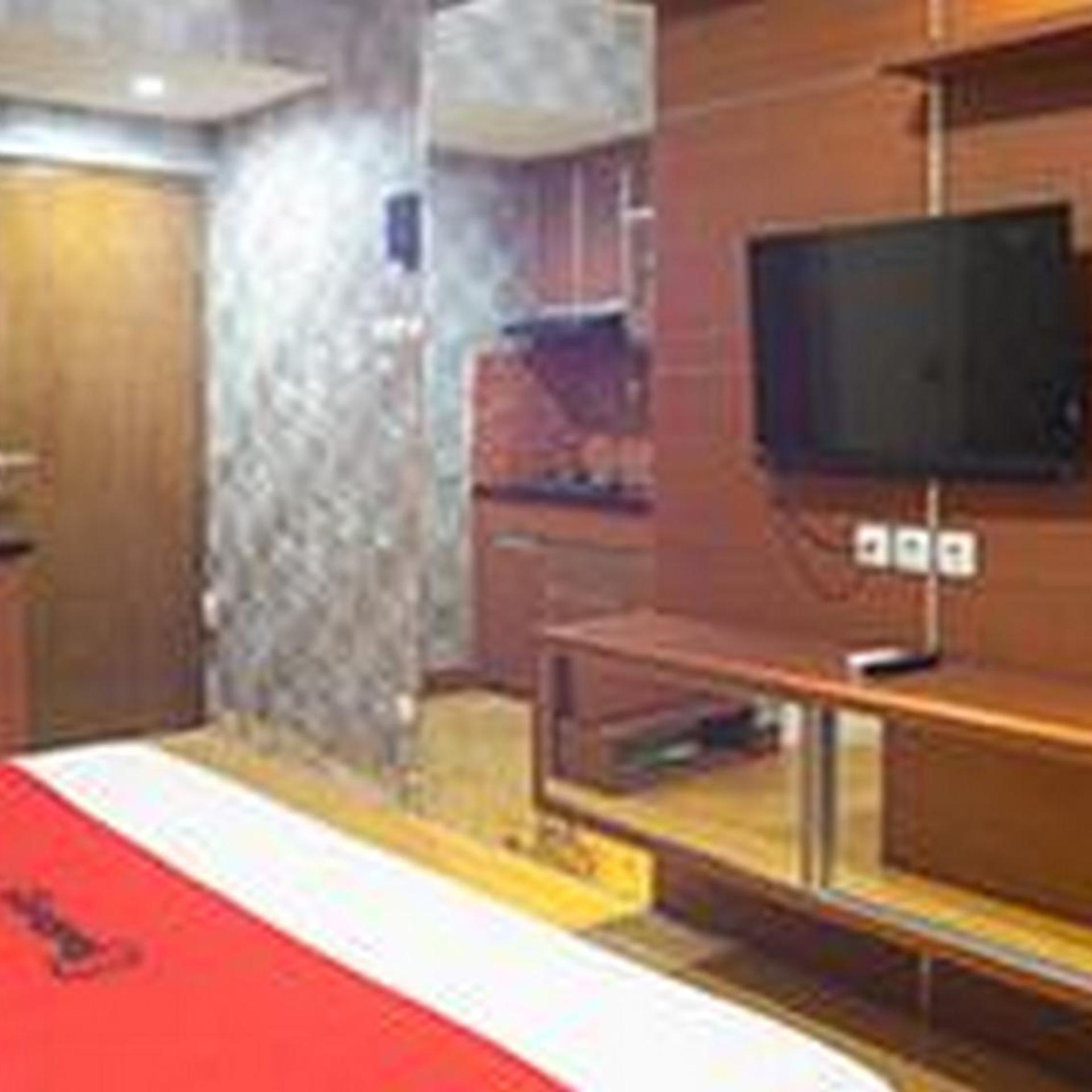 RedDoorz Apartment @ Bogor Valley 30/34