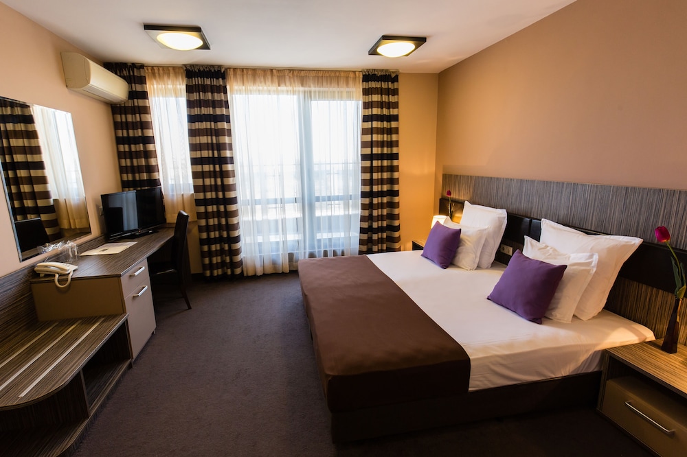 Plaza Hotel Plovdiv 27/68