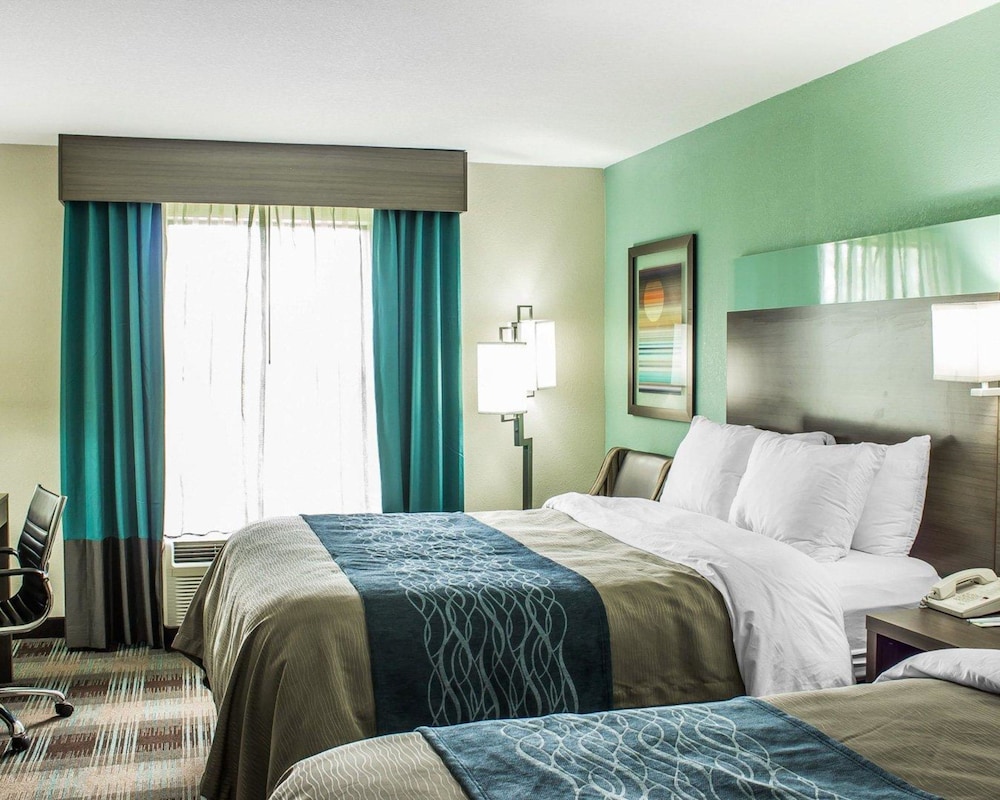 Comfort Inn Dunn 12/30