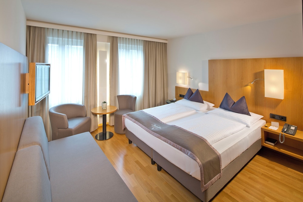 Room, Triple, 1 Double and 1 Single Bed, Allergy Friendly