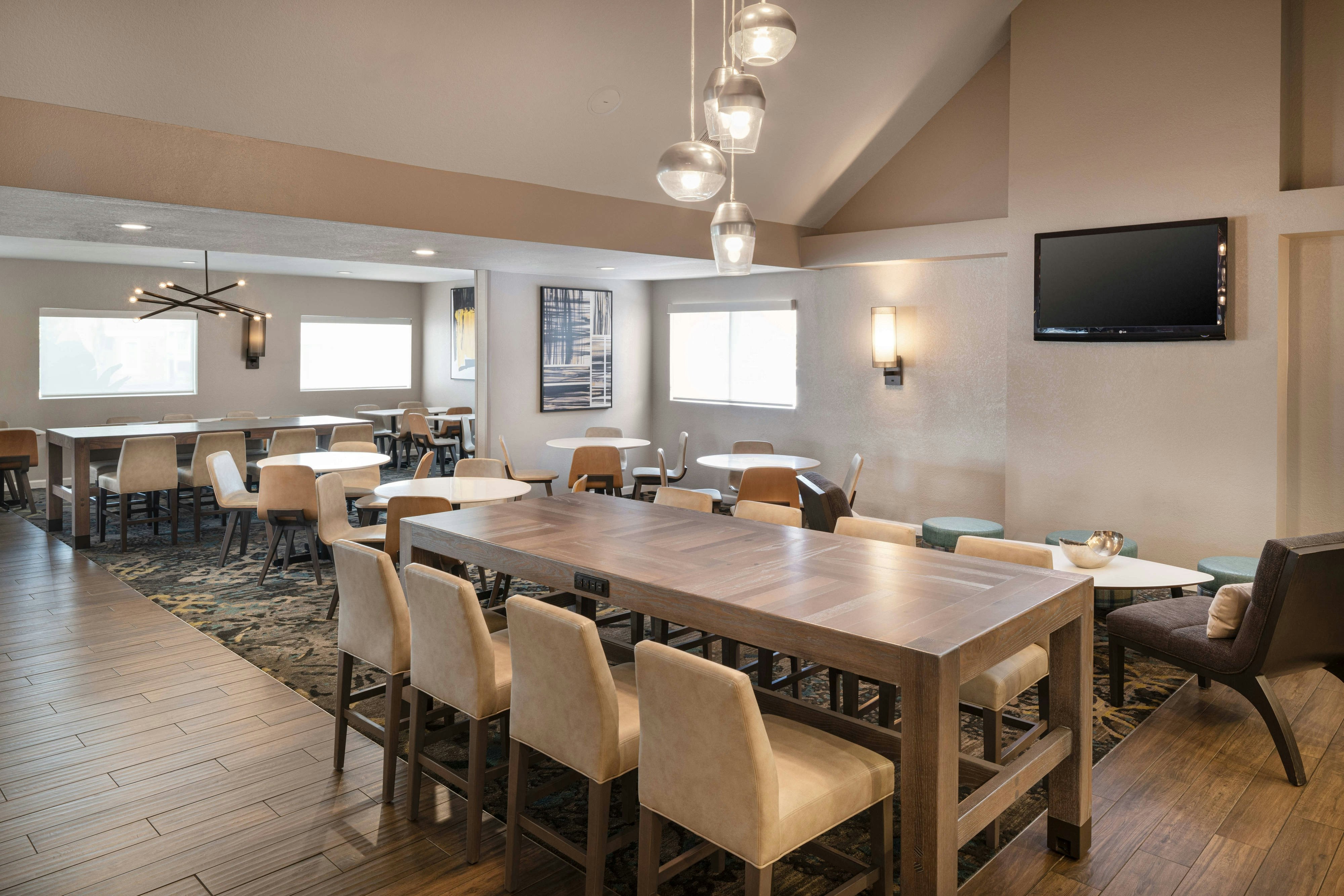 Residence Inn By Marriott Long Beach 14/17