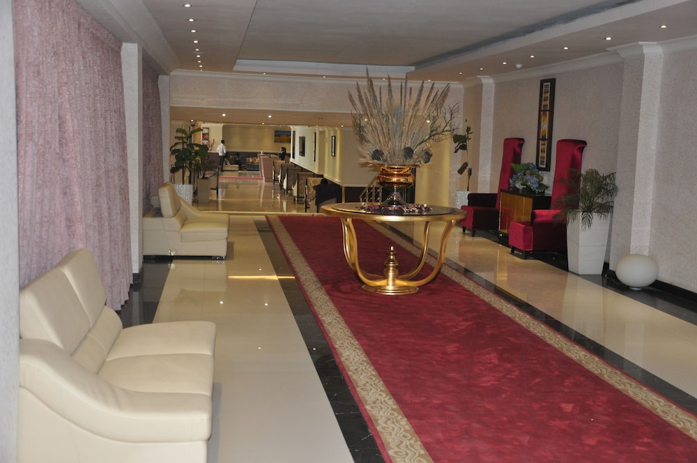 Elilly International Hotel 6/69