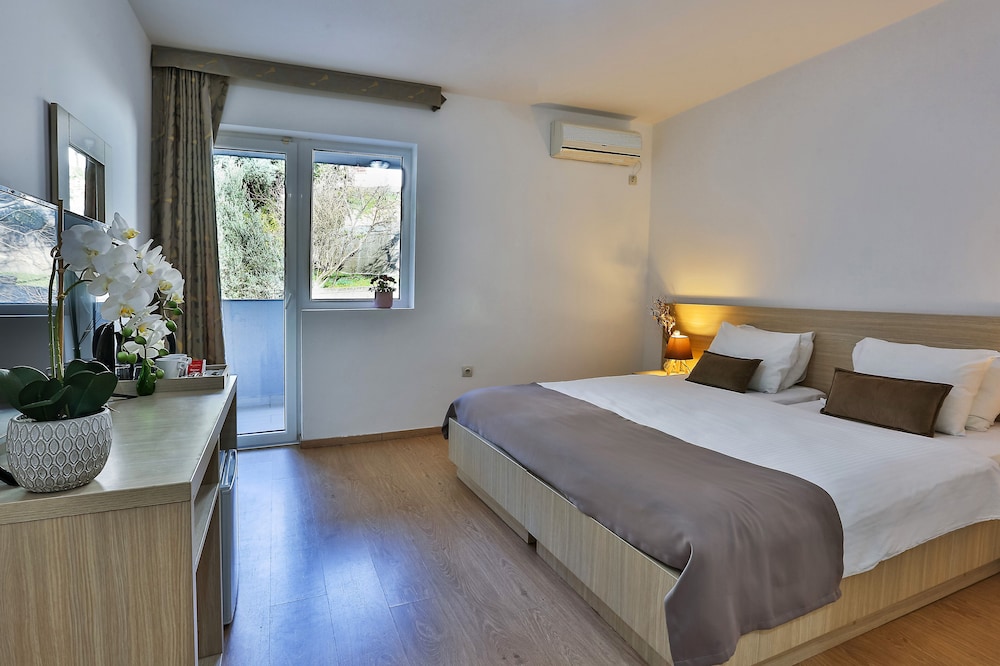 Villa Vanty Sveti Stefan - Ex Kolomat 10/45