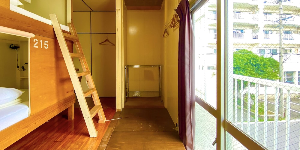 Guesthouse Opuntia - Hostel 25/27