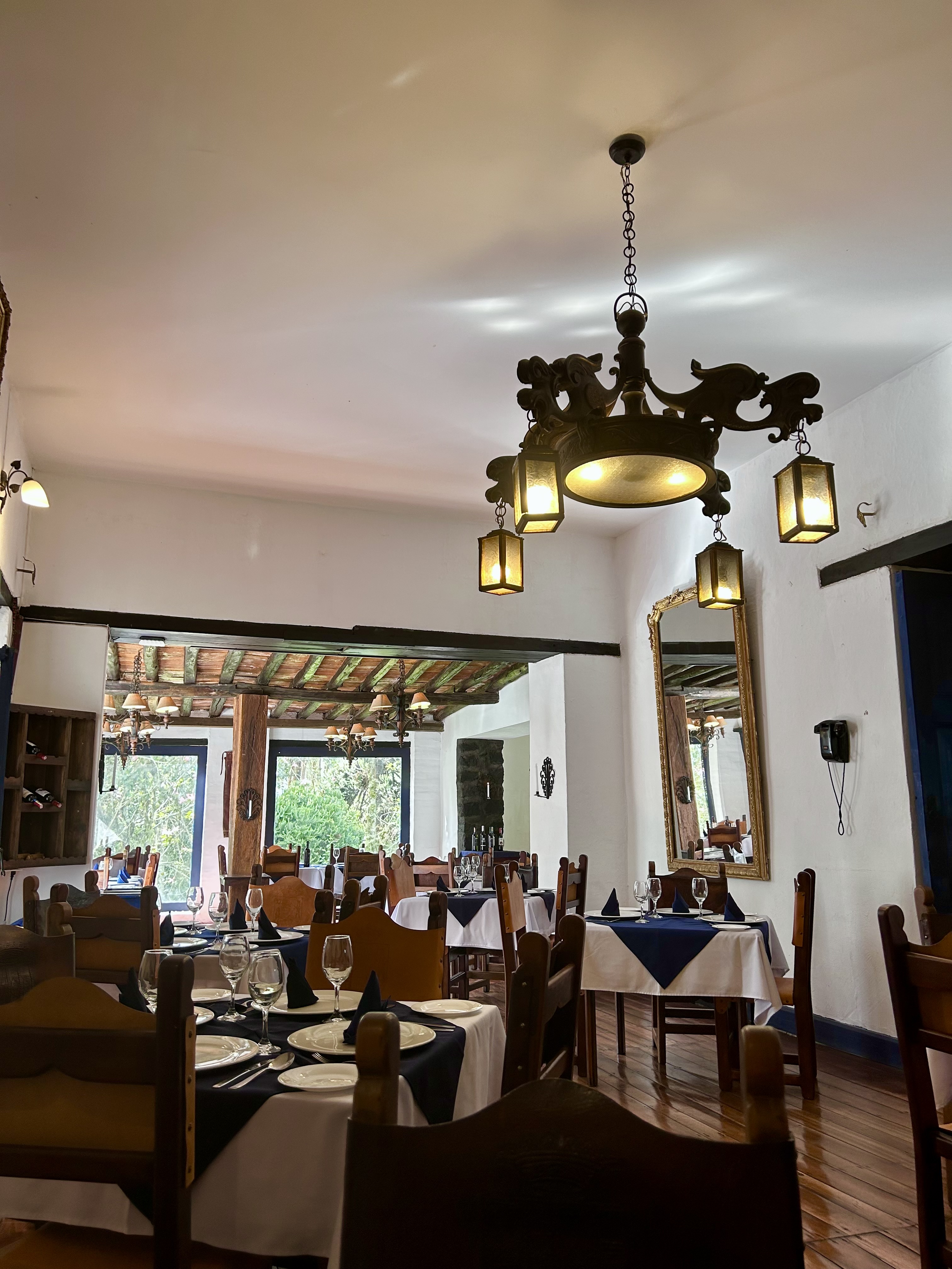 Hosteria Hacienda Pinsaqui 27/47