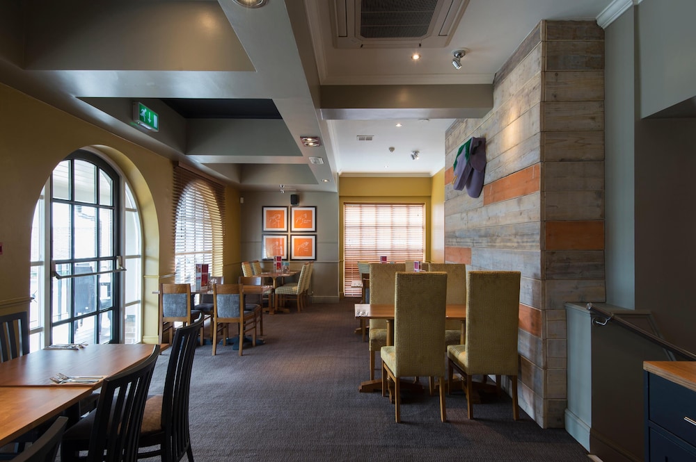 Premier Inn Hull North 47/57