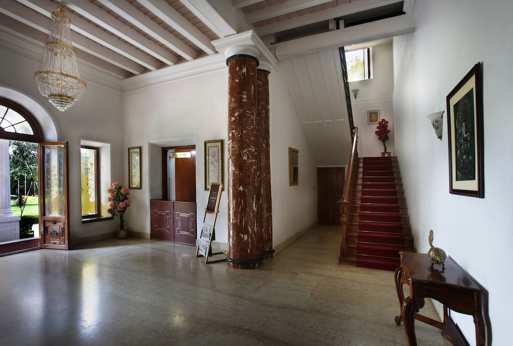 Jayamahal Palace Hotel 11/68