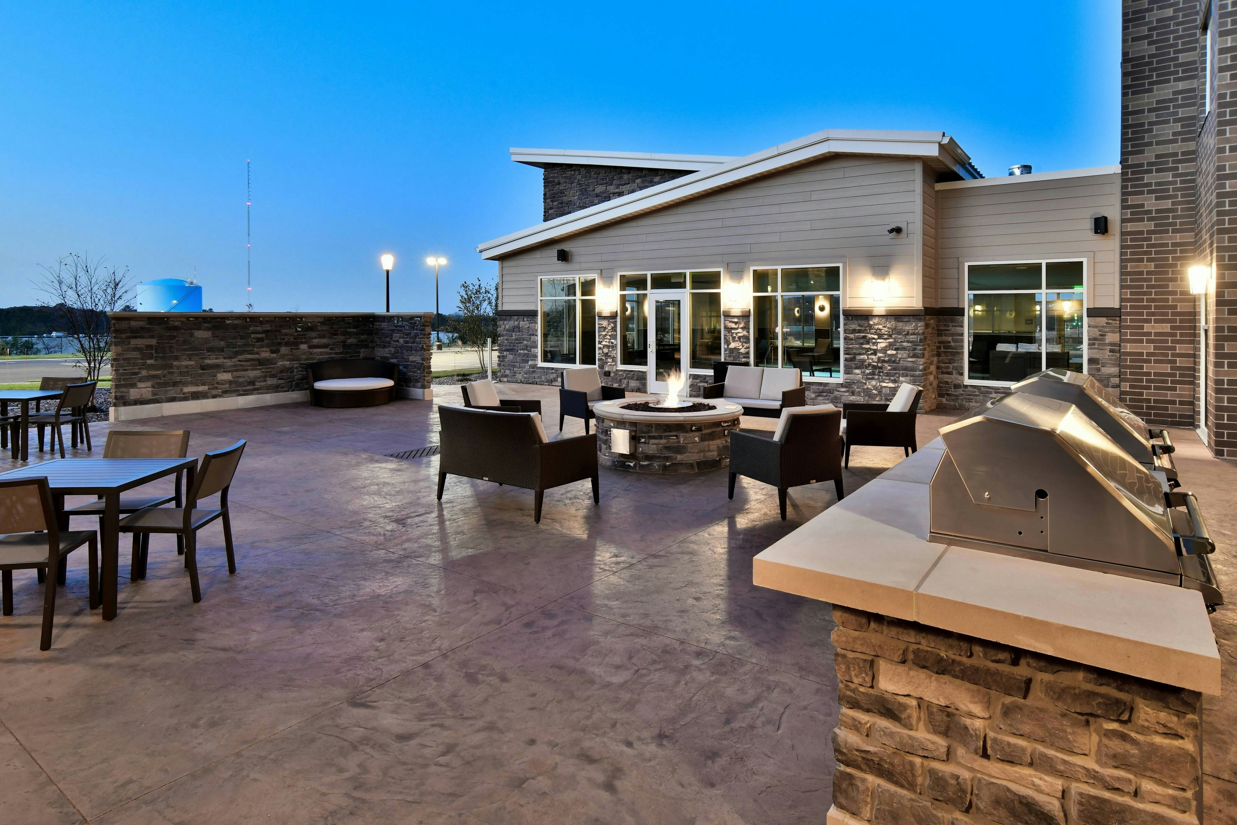 Residence Inn by Marriott Eau Claire 54/54