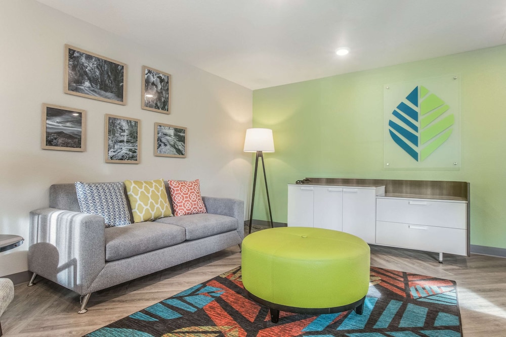 WoodSpring Suites Atlanta McDonough 32/39