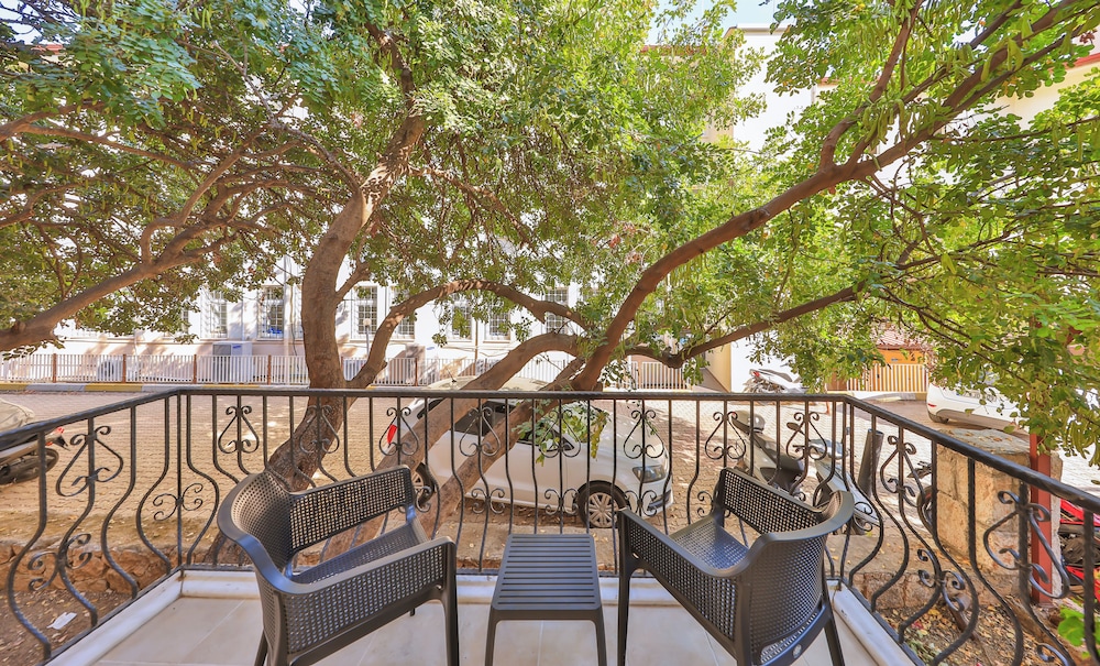 Mina Apart Hotel 26/37