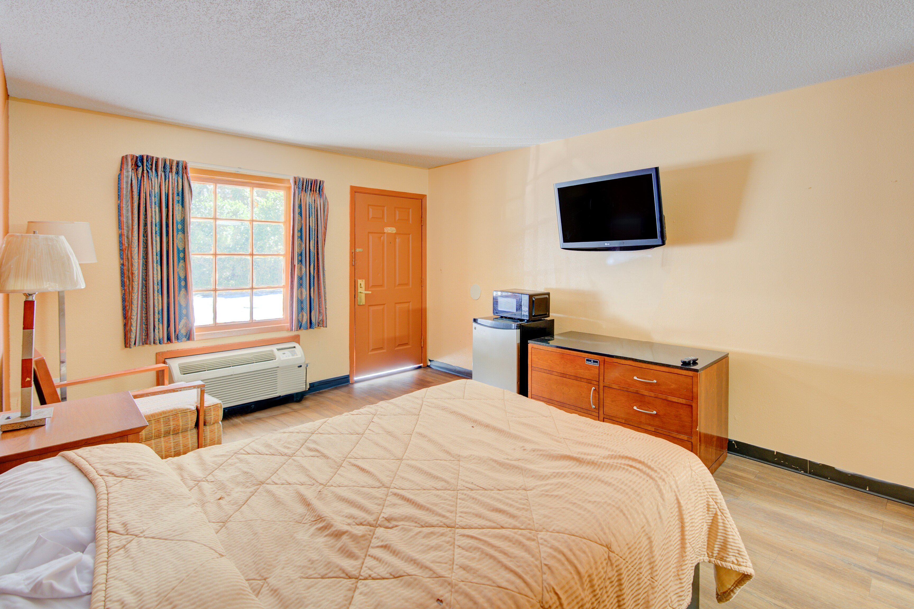 Hotel O Deluxe Inn Kingstree SC HWY 52 13/29