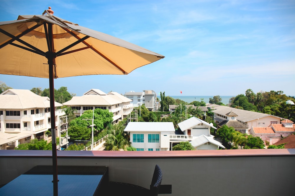 Hua Hin White Villa 3/68