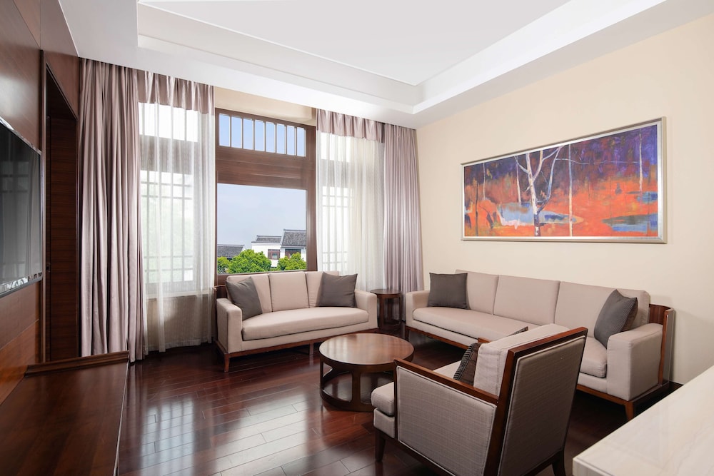 Radisson Blu Resort Wetland Park Wuxi 25/49