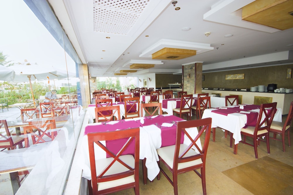 Naama Blue Hotel 38/50