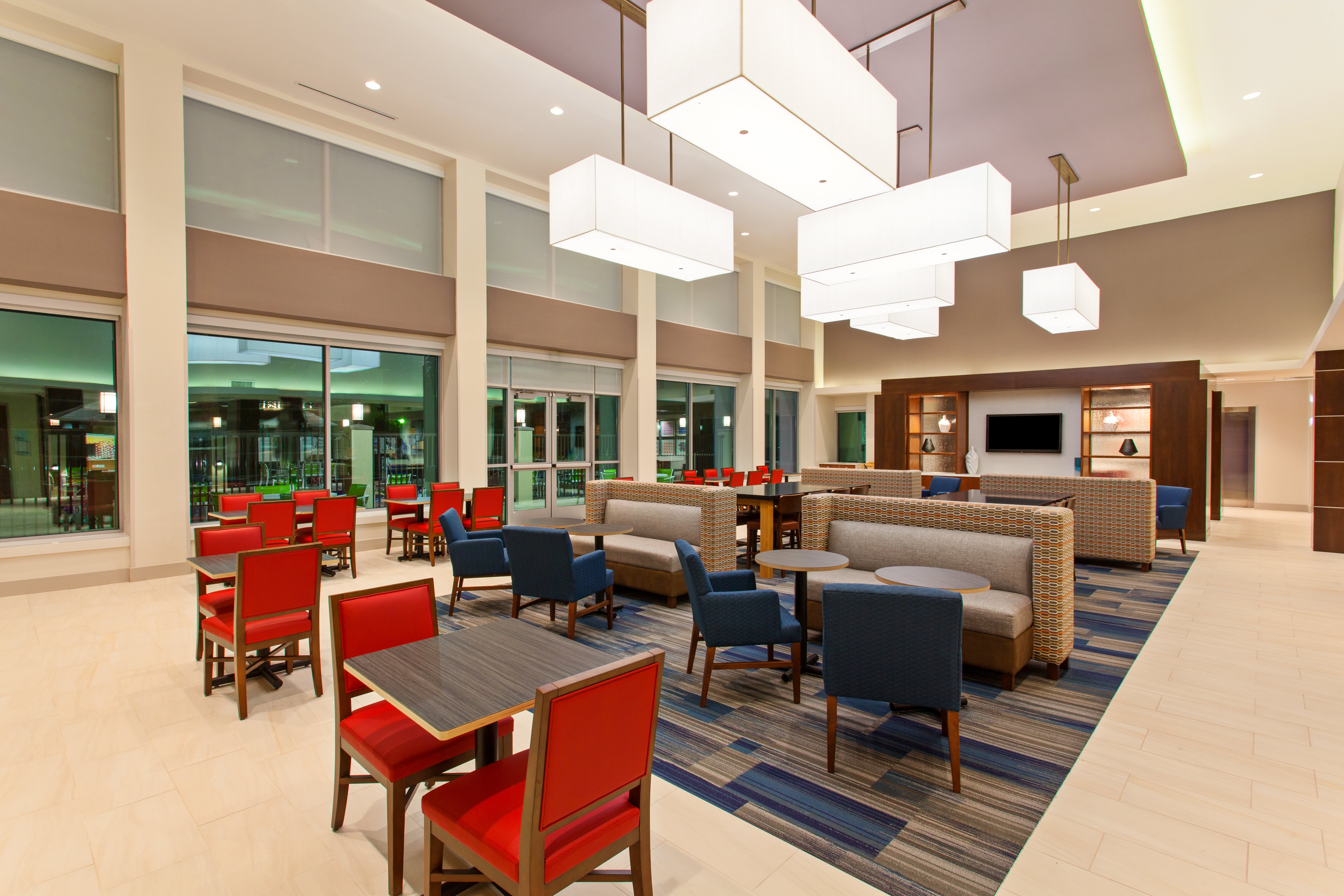 Holiday Inn Express Suites Houston Nw Hwy 290 Cypress 34/50