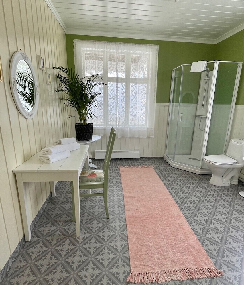 Visnes Hotel 32/62