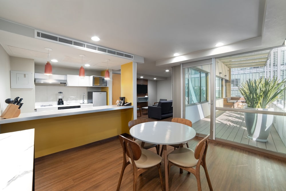 City Express Suites by Marriott Ciudad de Mexico Anzures 10/61