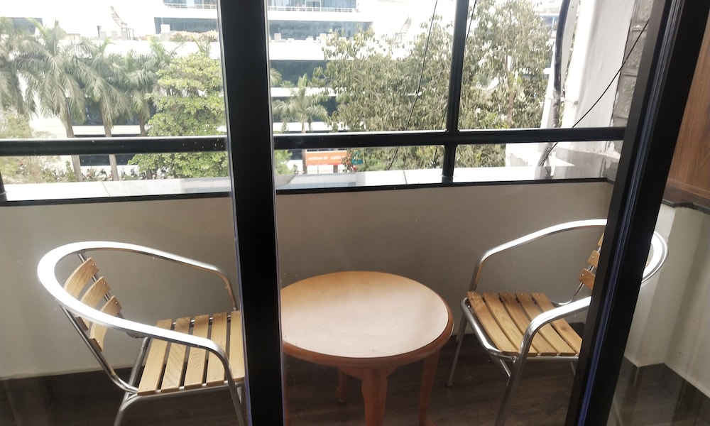 HOTEL HERITAGE DAKSHIN 37/50
