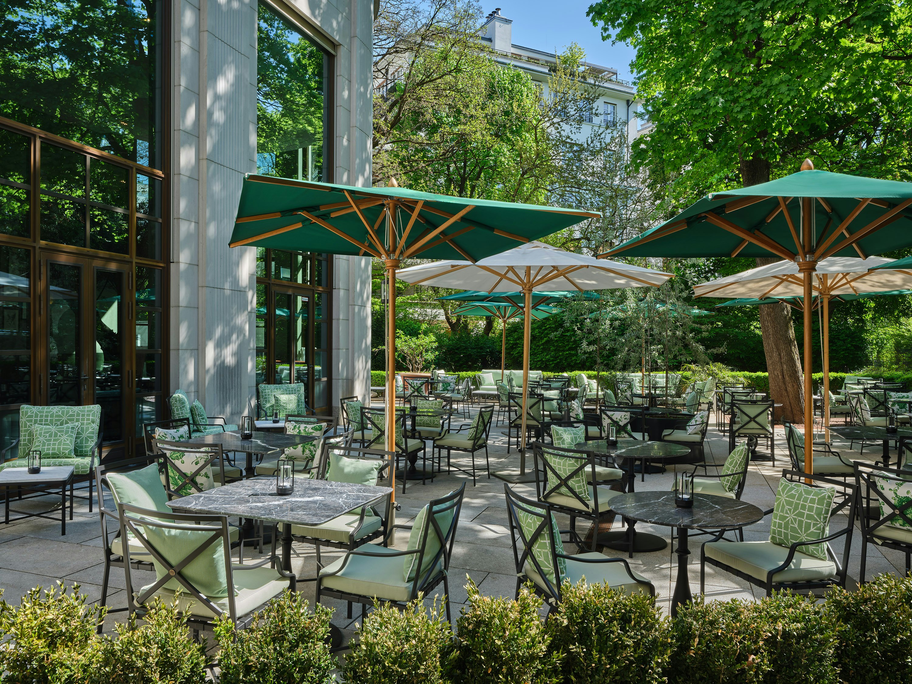 ROCCO FORTE THE CHARLES HOTEL 54/64