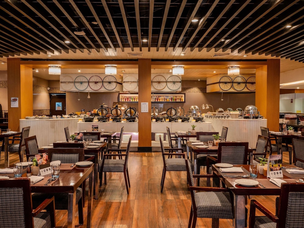 Novotel Mumbai Juhu Beach 54/69