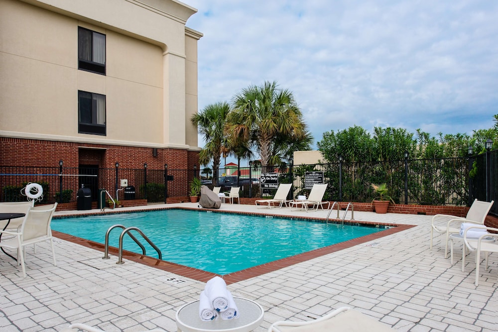 Hampton Inn and Suites Port Arthur, TX 1/47