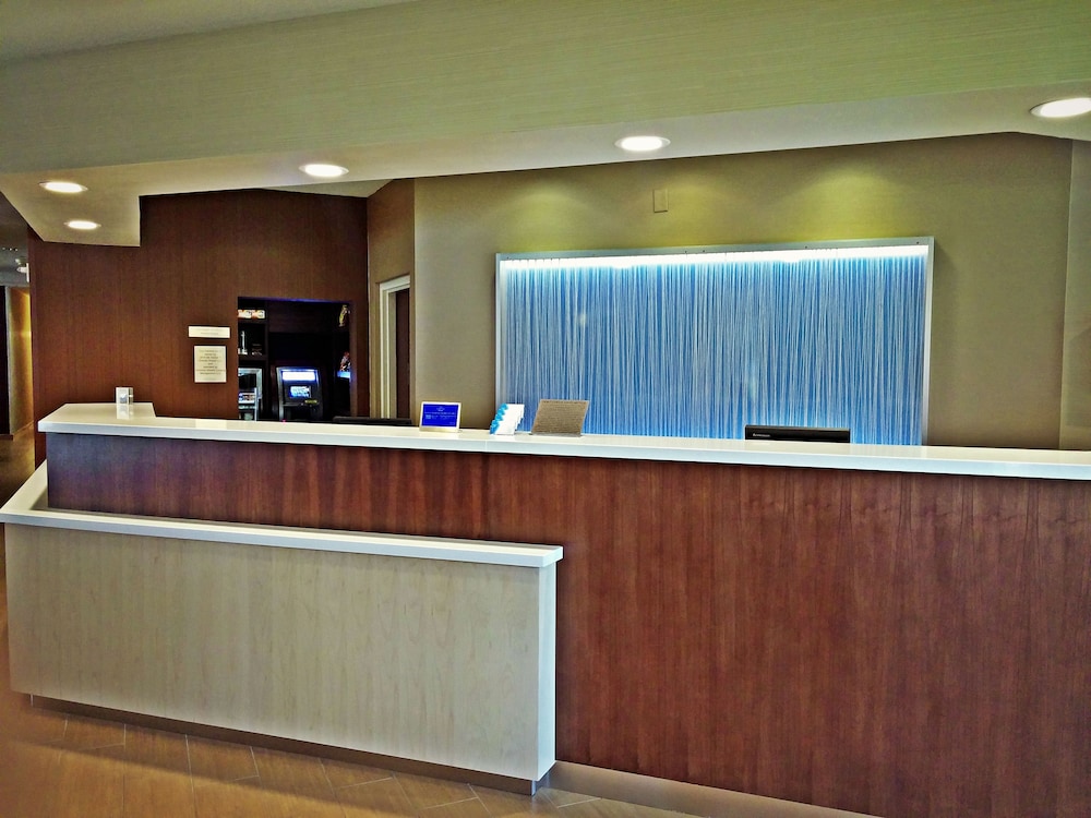 Fairfield Inn By Marriott Orlando Airport 6/47