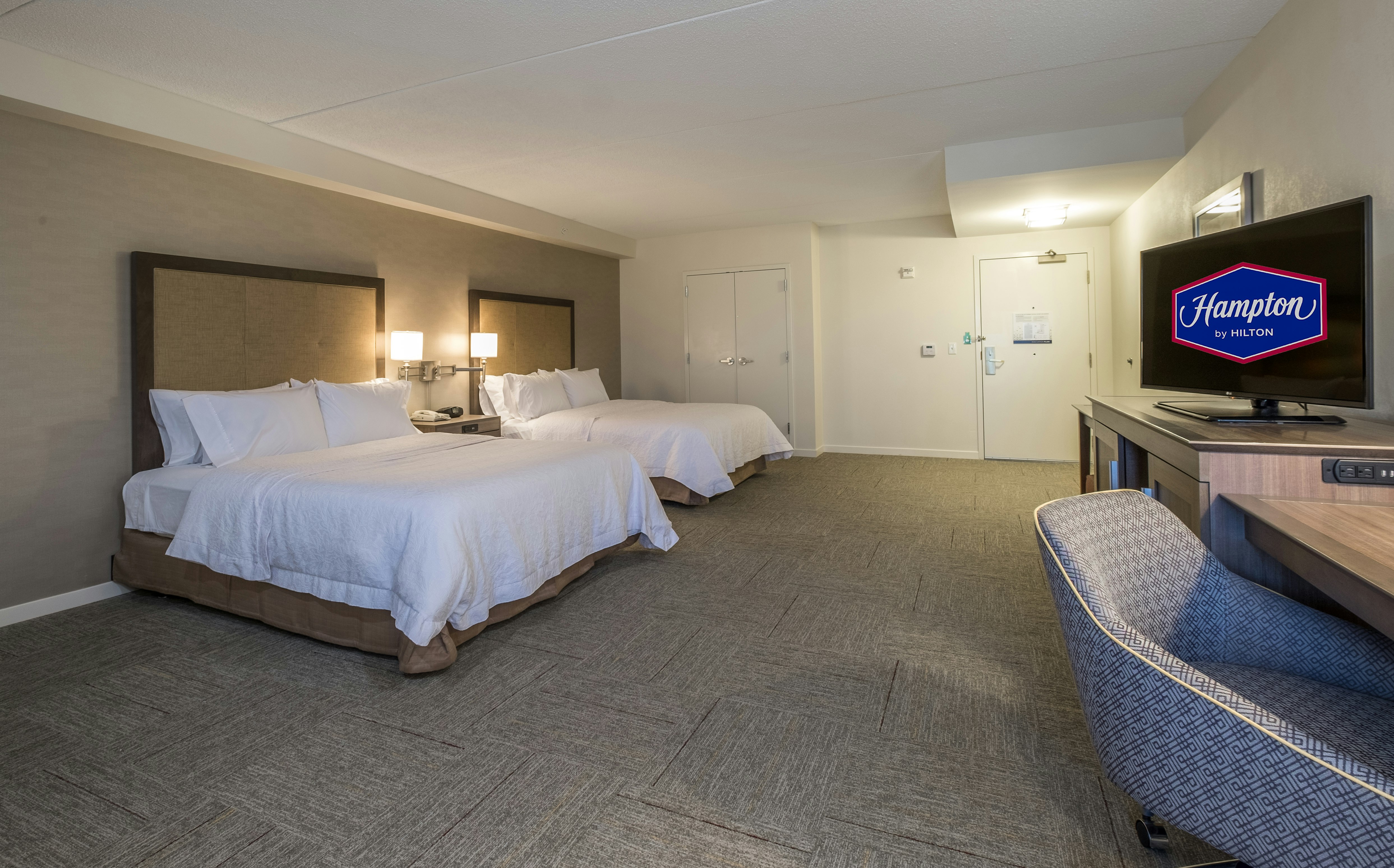 Studio, 2 Queen Beds, Accessible