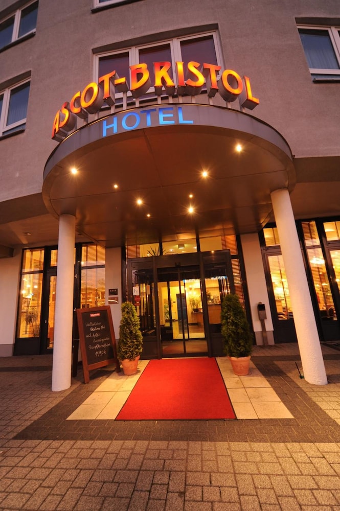 Ascot Bristol Hotel Potsdam 5/55