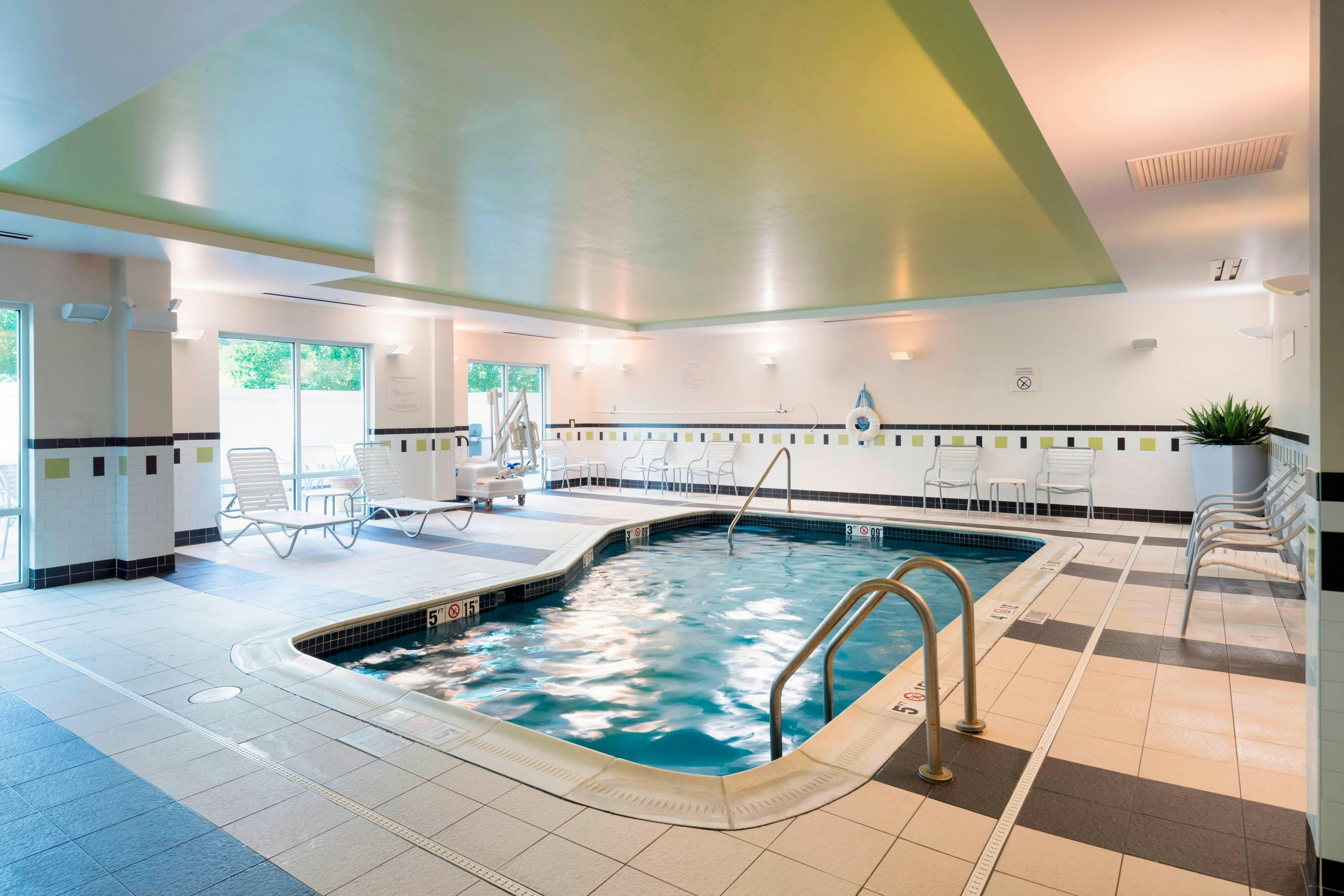 Fairfield Inn Suites Huntingdon Route 22 Raystown Lake 19/40