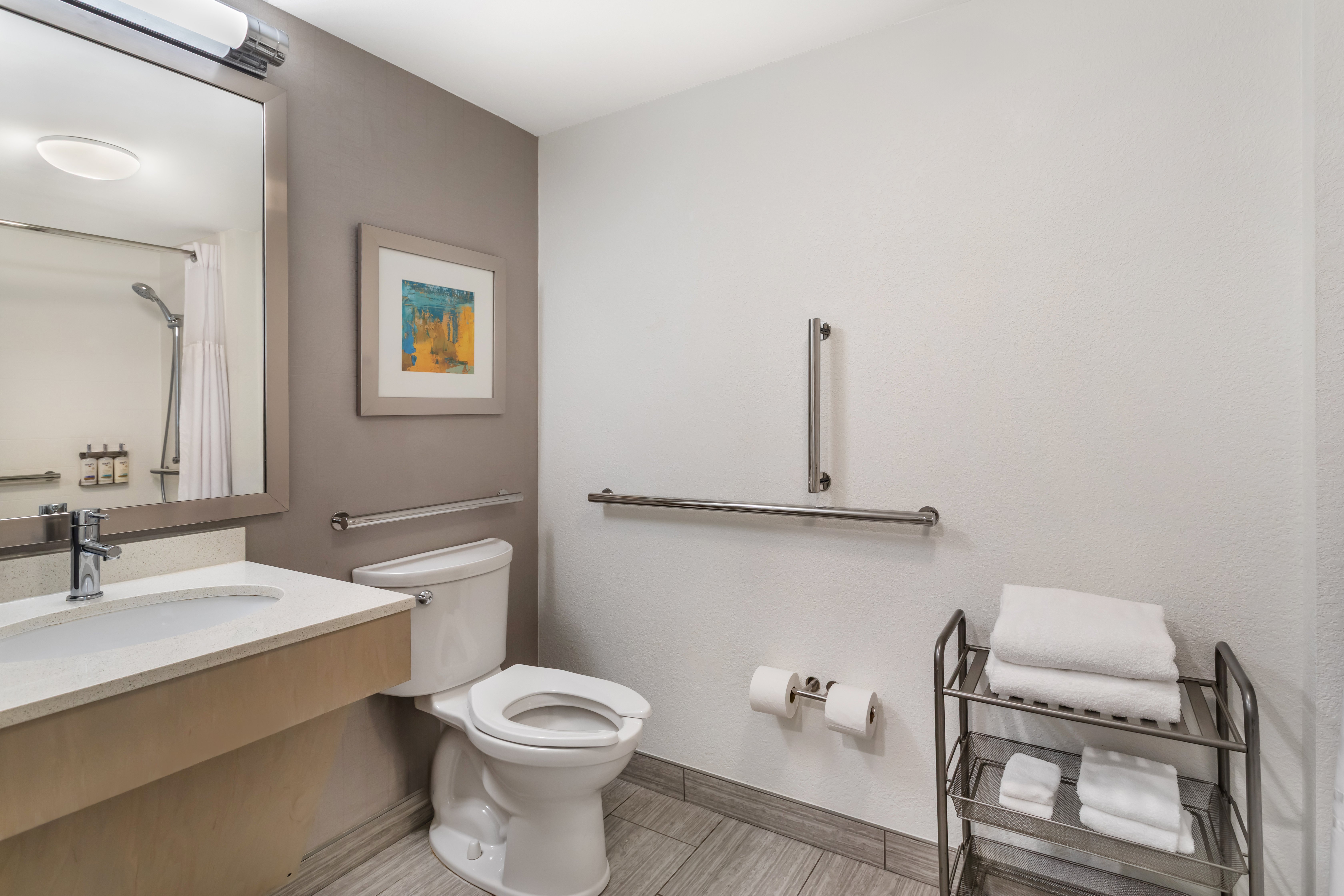 Holiday Inn Knoxville N - Merchant Drive 77/77