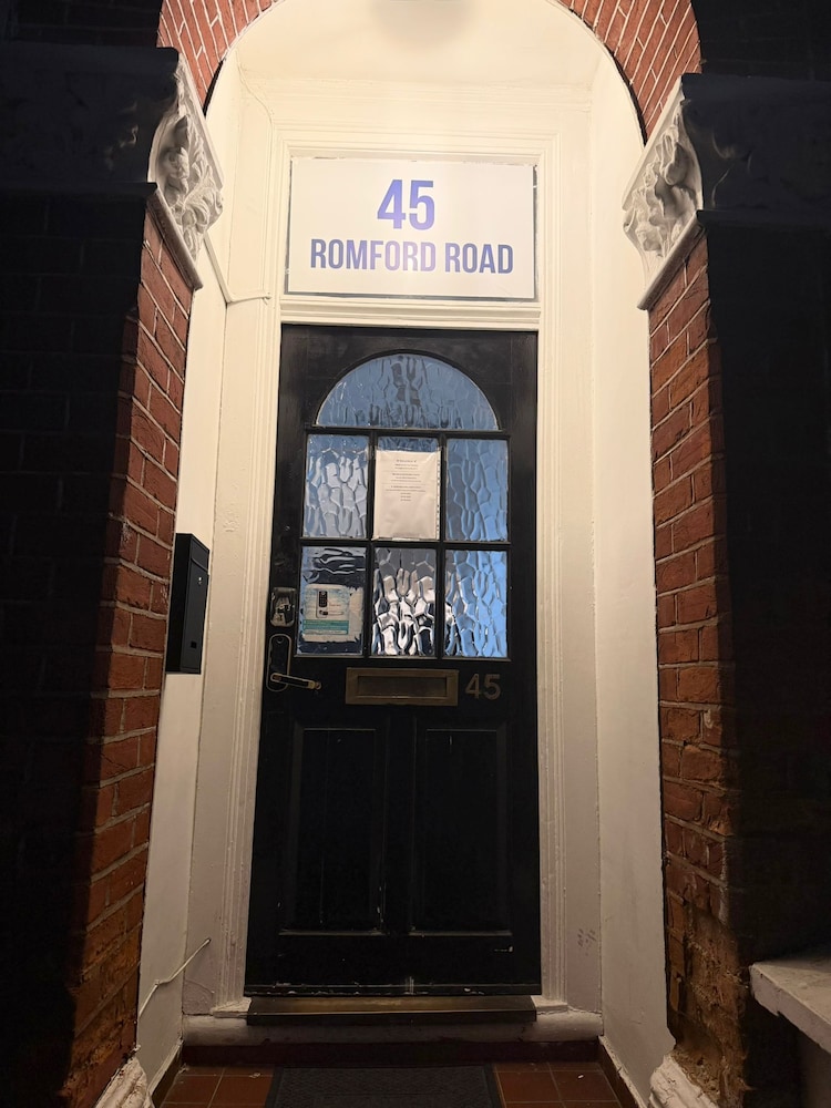 OYO Rayan's Lodge Stratford 图片5